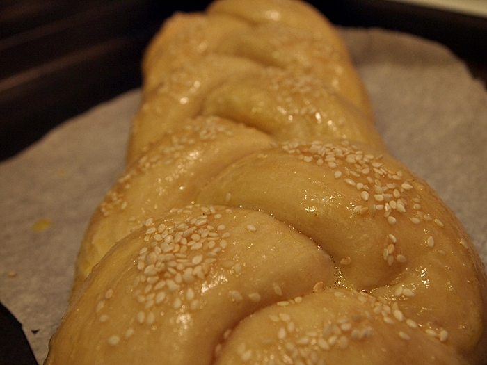 Simple Sweet Challah Bread